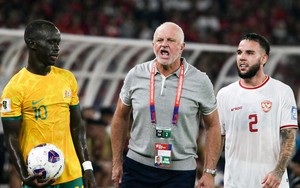 Indonesia khiến HLV từng đánh bại thầy Park mất việc