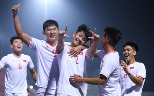 HLV Trần Công Minh: 'Đào tạo trẻ là cái gốc của bóng đá Việt Nam'