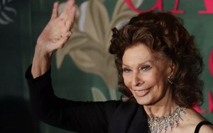 Sophia Loren - "sống trọn vẹn từng khoảnh khắc" ở tuổi 90