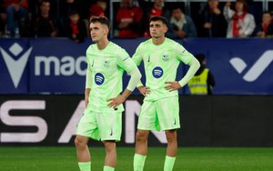 Barcelona bối rối vì Hansi Flick