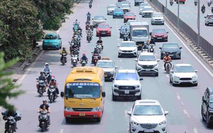 Hết kỳ nghỉ lễ, người dân hối hả trở lại Hà Nội