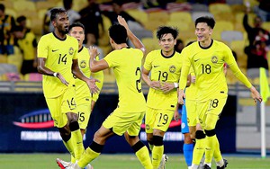 Giữa tin đồn theo đuổi HLV Park, ĐT Malaysia lọt vào chung kết sau khi ngược dòng thắng Philippines