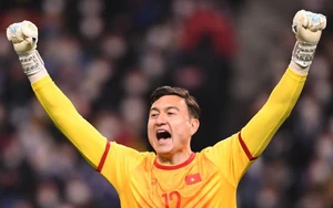 Văn Lâm chỉ ra ưu điểm của ĐT Việt Nam trước trận gặp Nga, kể về việc giao lưu với các huyền thoại thế giới