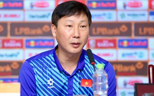 HLV Kim Sang Sik: ‘Việt Nam và Thái Lan có nhiều duyên nợ’