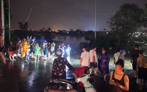 Nước sông Hồng tại Hà Nội dâng cao nguy cơ gây ngập tại những vùng trũng thấp