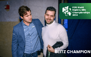 Đấu đến gần giao thừa vẫn không phân thắng bại, hai kỳ thủ cờ vua quyết định chia sẻ chức vô địch thế giới