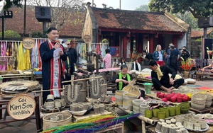 "Quà tặng của nhân gian": Quảng bá các làng nghề thủ công ở Văn Miếu - Quốc Tử Giám