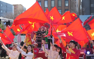 Đạo diễn Huy Lio: "Người Việt xa xứ luôn có ý thức giữ gìn văn hóa Việt"