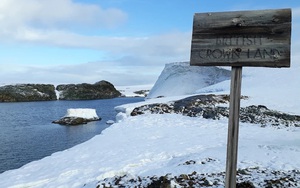 Cô gái Na Uy trở thành người trẻ nhất đặt chân đến Nam Cực