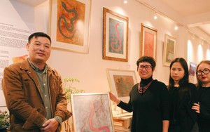 Đinh Hữu Việt - người "cảm hóa" rắn bằng tranh