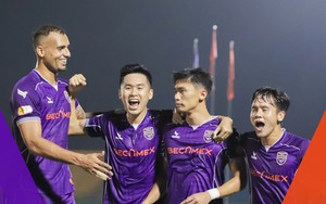 Bình Dương lội ngược dòng trước Bình Định trong ngày Tiến Linh 'tịt ngòi'