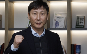 HLV Kim Sang Sik quay lại Việt Nam sớm vì kế hoạch bất ngờ