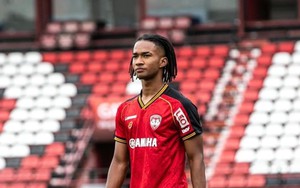 Sau AFF Cup, Ronaldo của Indonesia nhận quyết định từ CLB Thái Lan sau hàng loạt trận ngồi dự bị  