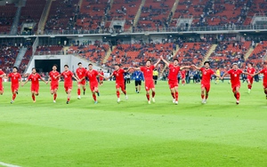 HLV Hoàng Văn Phúc: 'Bóng đá Việt Nam tạo đà chinh phục thử thách'