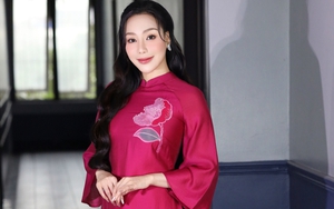 Ca sĩ Hồ Quỳnh Hương: Từ chối "chạy sô" để dành Tết bên gia đình