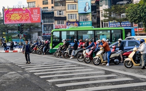 Xây dựng văn hóa giao thông phát triển toàn diện và bền vững (kỳ 1): Bước khởi đầu cho văn hóa giao thông