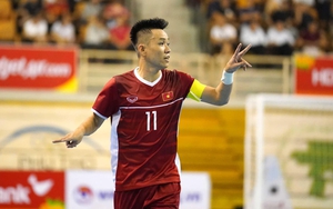 Đội trưởng ĐT Việt Nam 'tình cờ' trở thành biểu tượng bóng đá mới, có phong cách thi đấu như siêu sao Brazil
