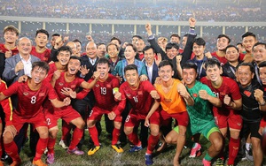 Đội Việt Nam thắng Thái Lan với chiến thắng vang dội 4-0, xuất sắc giành vé dự giải đấu lớn nhất châu lục