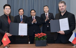 Học viện Âm nhạc Quốc gia Việt Nam ký kết hợp tác với Dàn nhạc Giao hưởng Bohemia Praha