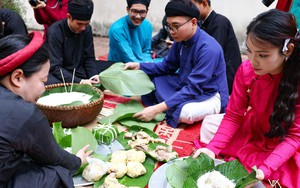 Gói bánh chưng đón Tết theo cách của người Hà Nội xưa