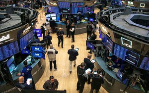 Sau màn "chào sân" của DeepSeek, chỉ số Nasdaq dẫn đầu đà tăng trên Phố Wall