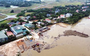 Thủ tướng chỉ đạo tập trung khắc phục nhanh hậu quả bão số 10, ổn định đời sống nhân dân