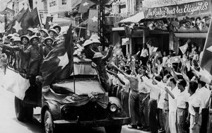 71 năm Giải phóng Thủ đô (10/10/1954 - 10/10/2025): Mốc son rực rỡ của nhân dân Thủ đô