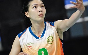 Phụ công bóng chuyền số 1 Việt Nam giúp đội nhà trụ hạng thành công, chính thức xuất ngoại thi đấu