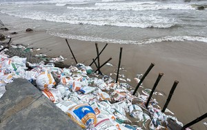 Bảo vệ dải lụa bờ biển miền Trung (Bài 1): Lập “phòng tuyến” giữ bờ biển