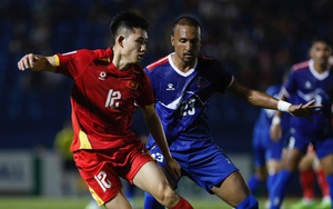 Đội tuyển bóng đá Việt Nam thay 'áo mới'