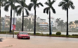 Mưa lớn gây ngập lụt nhiều nơi ở Quảng Ninh
