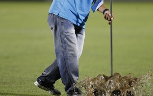 Bóng đá Việt Nam và chuyện công nghệ chạy bằng... cơm