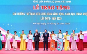 Lễ trao tặng Giải thưởng “Nữ đoàn viên Công đoàn năng động, sáng tạo, trách nhiệm”