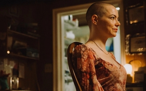 Bộ phim tiềm năng Oscar tiếp theo của Emma Stone ra mắt cuối tháng 10