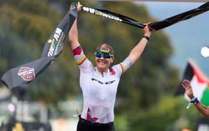‘Bông hồng thép’ Na Uy vô địch giải Ironman thế giới ngay lần đầu tham dự