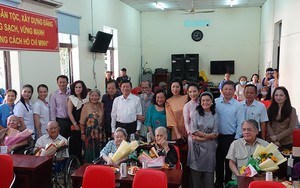 Tri ân các văn nghệ sỹ nhiều đóng góp cho văn học, nghệ thuật