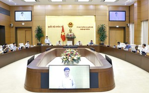 Phiên họp thứ 50 Ủy ban Thường vụ Quốc hội: Thông qua Nghị quyết điều chỉnh mức giảm trừ gia cảnh