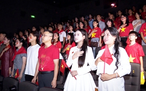 Phim hoà nhạc "Tổ quốc trong tim: The concert film": Phát triển công nghiệp văn hóa từ hiệu ứng "concert quốc gia"