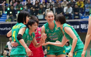 Chơi nỗ lực, Thanh Thúy và đồng đội vẫn không thể vượt qua đội bóng chuyền hay nhất Nhật Bản