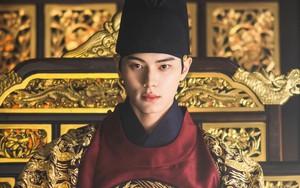 Lee Chae Min: Từ "điện hạ bạo chúa" đến ngôi sao sáng giá nhất màn ảnh Hàn