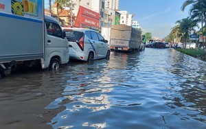 Ảnh hưởng bão số 10: Giải pháp phòng chống úng ngập lâu dài cho Hà Nội khi mưa bão