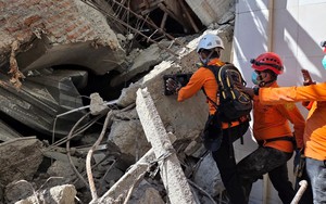 Vụ sập trường học tại Indonesia: Không còn dấu hiệu sự sống