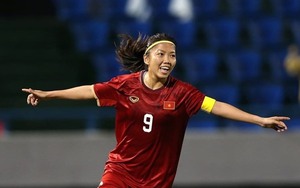 Huỳnh Như sát cánh cùng 6 cầu thủ ngoại, đối đầu đội bóng Australia ở giải châu Á