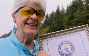 Lập kỷ lục thế giới khi 95 tuổi vẫn chơi pickleball, là bạn thân của người sáng tạo ra môn này