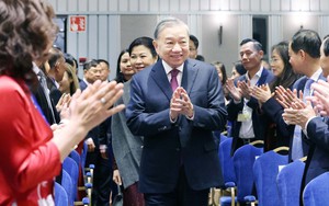 Tổng Bí thư Tô Lâm gặp cán bộ Đại sứ quán và cộng đồng người Việt tại Bắc Âu