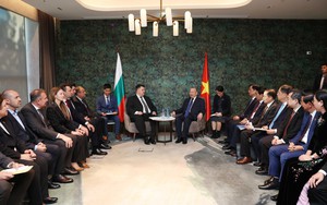 Tổng Bí thư tiếp Chủ tịch Đảng xã hội chủ nghĩa Bulgaria