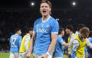 Hai người cũ của thành Manchester ghi bàn, Napoli hạ Inter để tái chiếm ngôi đầu Serie A