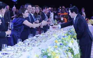 Chủ tịch nước Lương Cường chủ trì chiêu đãi các đoàn tham dự Lễ mở ký Công ước Hà Nội