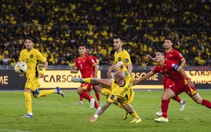 Góc khuất của bóng đá Malaysia được tiết lộ sau vụ gian lận nhập tịch cầu thủ ở trận gặp ĐT Việt Nam
