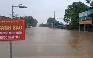 Huế "gồng mình" ứng phó với các đợt mưa lũ liên tiếp